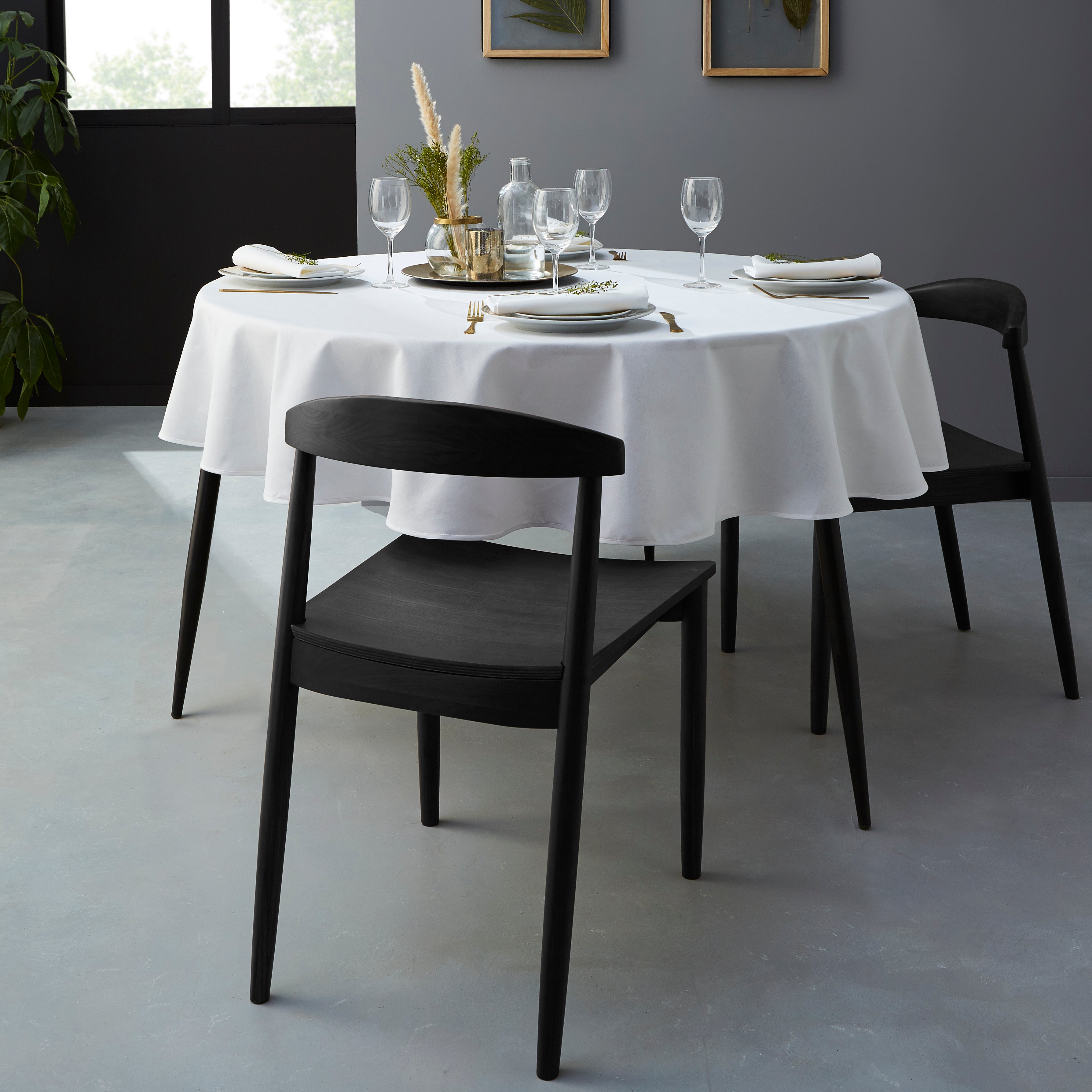Cambrai Round Tablecloth