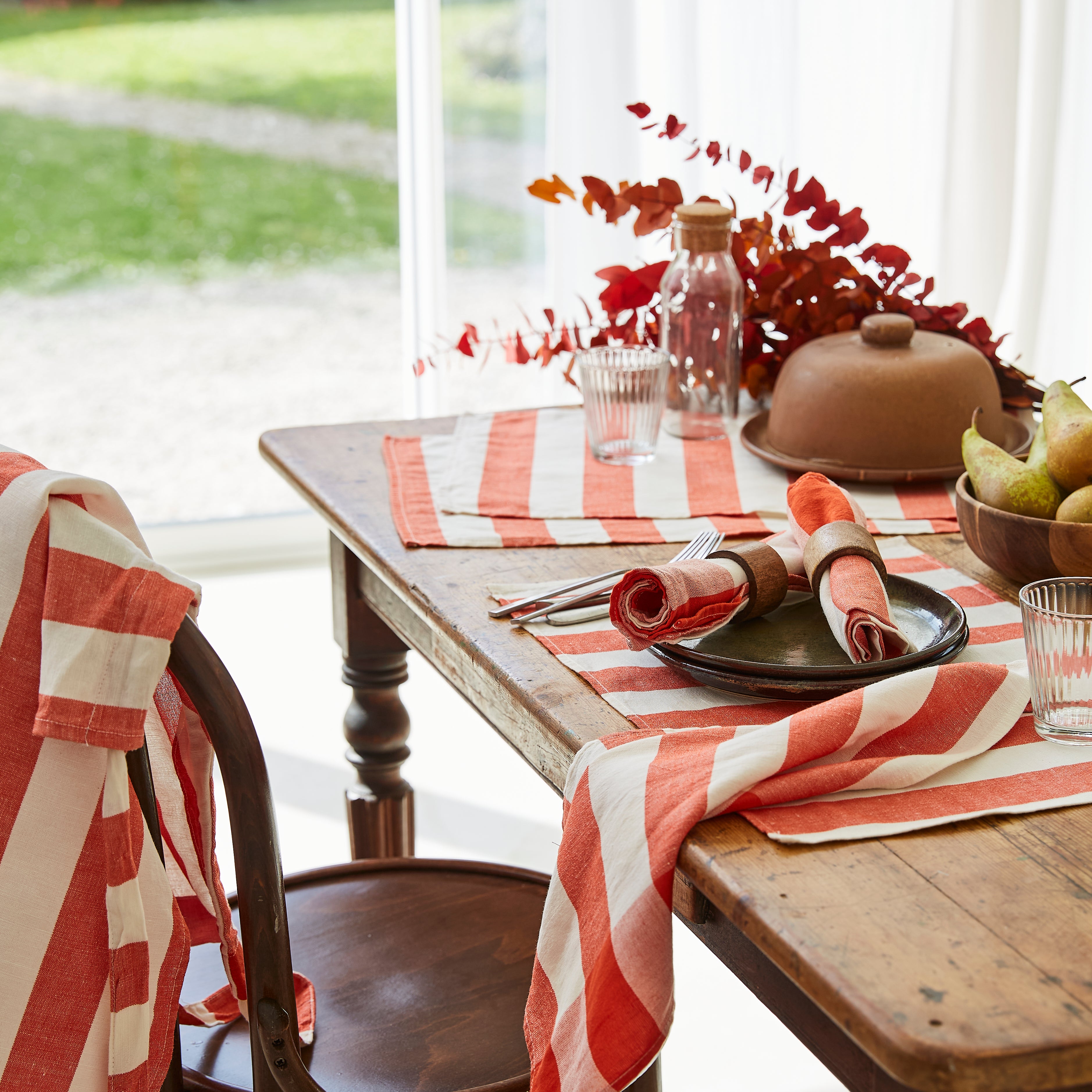 Malo Red Rectangular Placemat Sets